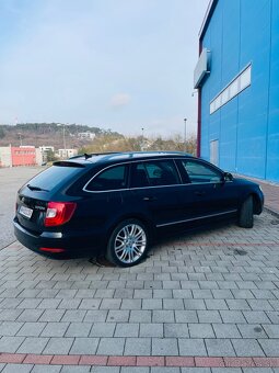 Superb 2014 Facelift 2.0Tdi 125Kw DSG - 7