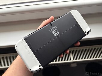 PREDÁM: Nintendo SWITCH OLED - 7