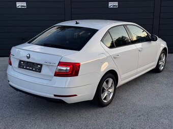 Škoda Octavia 2.0 TSI Ambition DSG - 7