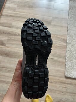 Predám dámske outdoorové topánky zn. Ecco - 7