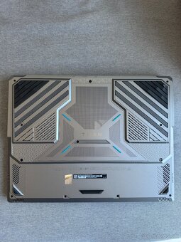 MSI Titan 18 HX A14VIG_TOP - 7
