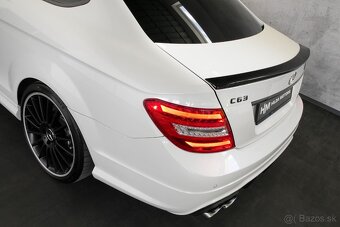 Mercedes-Benz C 63 AMG 336kW Eisenmann Diamond 73tkmg Pano - 7
