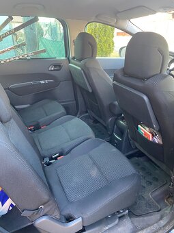 Peugeot 5008 1.6 HDI - 7