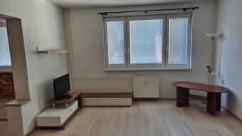 Prenajmem 1 izbovy byt v PD - cast Necpaly - 7