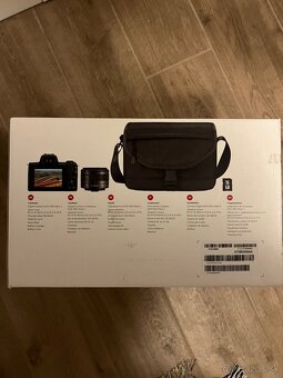 Canon EOS M50 Mark II Essential Travel Kit + 55-200mm - 7