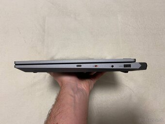 Lenovo LOQ 15ARP9 - 7