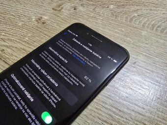 Iphone se 2020 64gb plnefunkcne s nabijacim kablom ma len be - 7