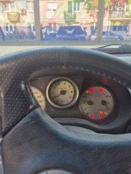 Toyota RAV4 - 7