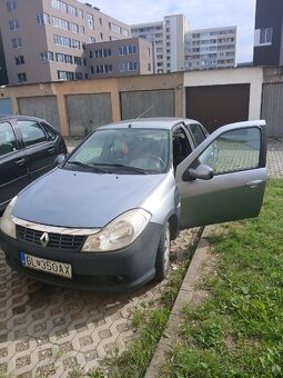 Renault thalia 2009 - 7
