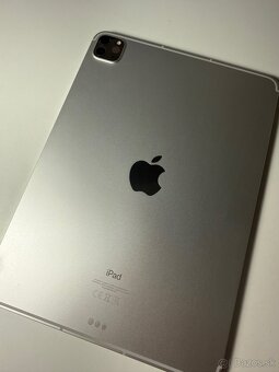 iPad Pro 11” Silver (M1/2021, 128GB, Wifi+Cellular) - 7
