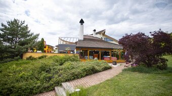 Na predaj veľkorysé, luxusné, rodinné sídlo - 7