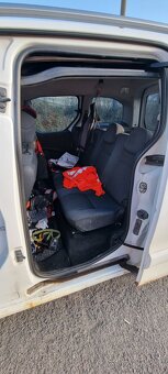 Peugeot partner tepee 66kW r.2010 - 7