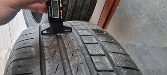 Predám 4xletné pneumatiky 215/55r17,Pirelli/Michelin - 7