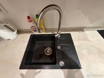 Kuchynská linka - 7