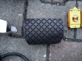 Diely A6 C5 2,5 Tdi - 7