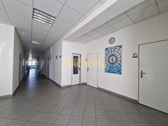PRENÁJOM - KANCELÁRSKE PRIESTORY OD 20 m2- 400 m2 - KE BARCA - 7
