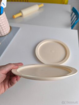 ná4 tácky, malé tanieriku Tupperware+ 1 zdarma - 7