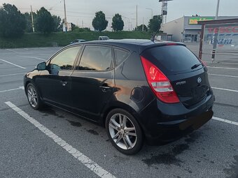Rezervovane-Hyundai I30 1.6 crdi 85kw - 7