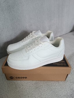 Predám nové biele tenisky Cropp - 7