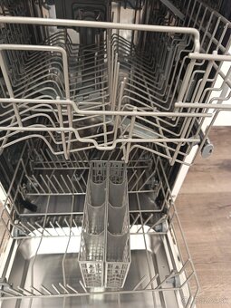 Umývačka riadu 45 vstavaná - 7