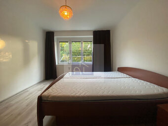 NA PREDAJ 2 IZBOVÝ BYT PO REKONŠTRUKCII NITRA, SMETANOVA UL. - 7