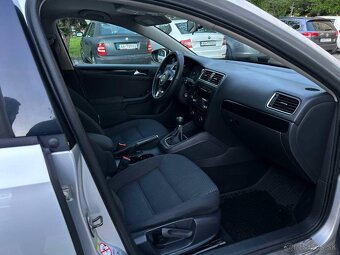 Predám Volkswagen Jetta 1.6 tdi 77kw Rok výroby 2012 stk+ek - 7