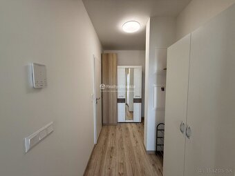 BEZ PROVIZIE Prenájom 1-izbový byt Bratislava - 7