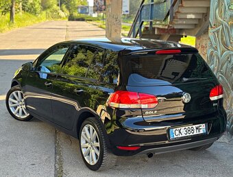 VOLKSWAGEN GOLF VI 1.6TDI COMFORTLINE NAVI+SENZORY+R17 ELEKT - 7