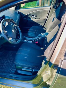 Predám Renault Fluence 1.6 Benzín – r.v. 2013 - 7