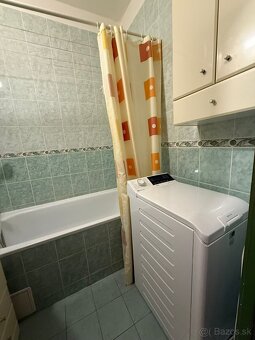 NA PRENÁJOM ÚTULNY 1-IZBOVÝ BYT NA RAJČIANSKEJ UL. VO VRAKNI - 7