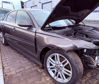 Audi A6 2.0 TDi Limousine , havarované - 7