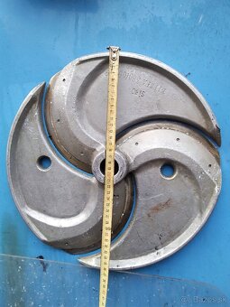 Kuchynský robot - 7