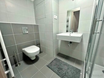 SLNEČNÁ GARSÓNKA, KLIMATIZÁCIA, BALKÓN, SLNEČNICE - VILADOMY - 7