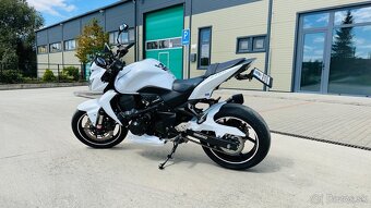 Kawasaki Z750 - 7