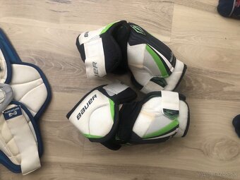 Hokejova vystroj komplet - 7