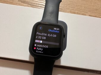 Apple Watch SE 2. Generácia - 7