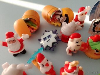 Vianočný set Kinder figúriek+zdarma veľkonočný set - 7
