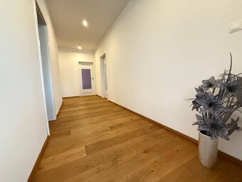 Topoľčany - priestranný 4-izbový byt s loggiou , COLORHAUSE  - 7