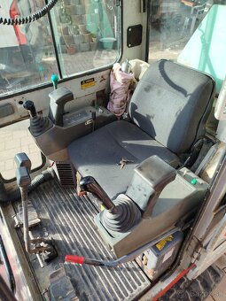 Mini bager Takeuchi TB016 - 7