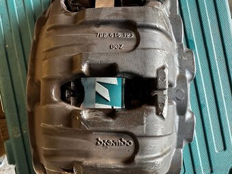 brzdový strmeň Porsche macan 7pp615123 - 7