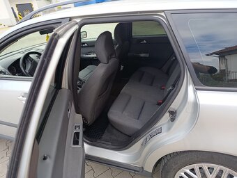 VOLVO V50 1,6 D 80 KW - 7