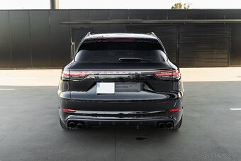Predám Porsche Cayenne Turbo - 7