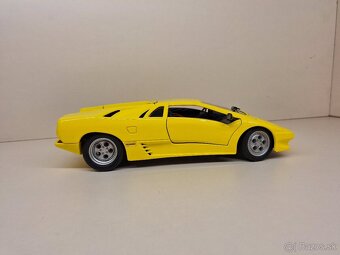 1:18 LAMBORGHINI DIABLO - 7