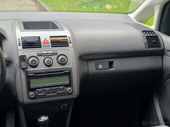 Volkswagen Touran 1,9TDi - 7