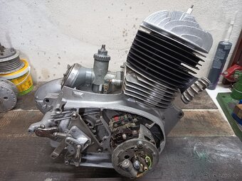 Motor Jawa 250 353 - 7