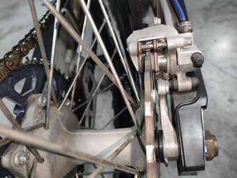 Suzuki RM-Z 450 vstrek - 7