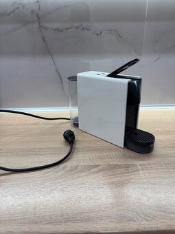 Kapsulový kávovar - Nespresso Essenza Mini - 7