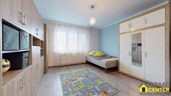NA PREDAJ MODERNE ZREKONŠTRUOVANÝ 5 IZBOVÝ RODINNÝ DOM, UL. - 7