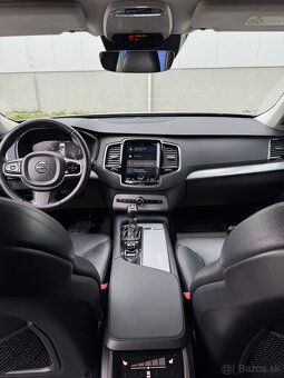Volvo XC90 D5 AT AWD Momentum 7 miestne - 7