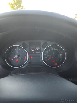 Predám Citroen C Elysee r.v. 06/2017 - 7